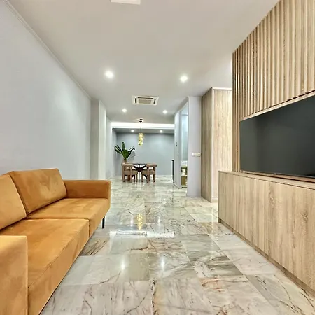 Charming Modern In Apartamento