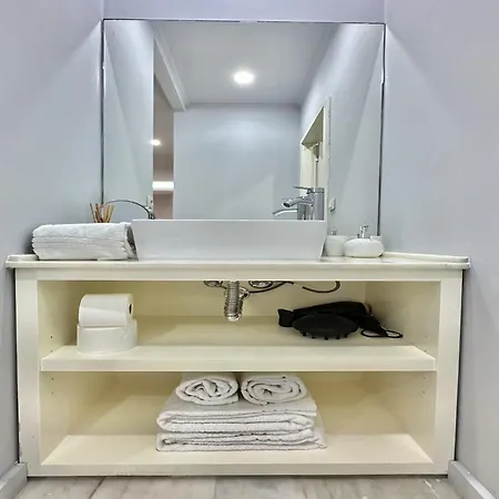 Charming Modern In * Porto